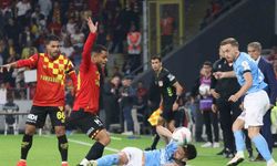 Trendyol Süper Lig: Göztepe: 0 - Trabzonspor: 0 (İlk yarı)