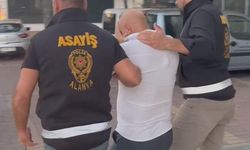 Alanya’da kesinleşmiş hapis cezasıyla aranan 3 şahıs yakalandı