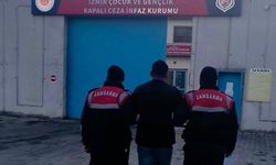 Manisa’da 22 yıl hapis cezası ile aranan 17 yaşındaki genç tutuklandı