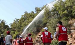 Türk Kızılay gönüllüleriyle iyiliği büyütüyor