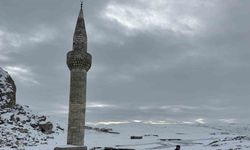 Ağrı’daki cami minaresi Yazıcı Barajı’nın simgesi oldu