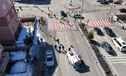 Karaman’da otomobille çarpışan ambulans devrildi: 3’ü sağlık görevlisi 5 kişi yaralandı