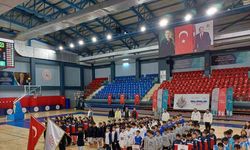 Küçükler basketbol grup müsabakaları başladı
