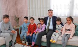 Vali Eldivan hane ziyaretlerinde bulundu