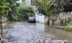 Bodrum’da sağanak yağış etkili oluyor