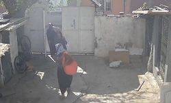 Eve giren kadın şahıslar, altınlarla kayıplara karıştı