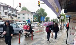 Afyonkarahisar’da yağışlı hava etkili oldu