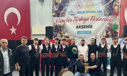 Ağrı’nın gururu Cumhuriyet Anadolu Lisesi, halk oyunlarında Türkiye şampiyonu oldu