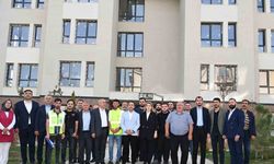 AK Parti heyeti, Doğanşehir’de deprem sonrası çalışmaları inceledi