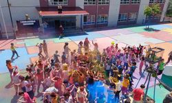 Akçaköy İlk-Ortaokulu’nca colourfest etkinliği yapıldı