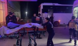 Aynı restoranda çalıştığı arkadaşı tarafından bıçaklanan genç kız ağır yaralandı