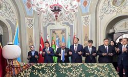 Bakan Göktaş, Ertuğrul Gazi Türbesi’ni ziyaret etti