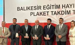 Balıkesir’de eğitime destek veren hayırseverler onurlandırıldı