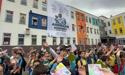 Bin 100 öğrenciden anneleri ağlatan sürpriz