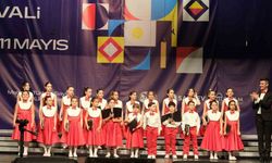 Büyükşehirin çocuk korosuna "Ritmik Uyumda Başarı Ödülü"