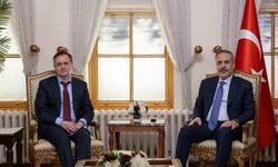 Dışişleri Bakanı Hakan Fidan, Rusya Federasyonu Devlet Başkanı Danışmanı Vladimir Medinski başkanlığındaki Rus heyetiyle bir araya geldi.
