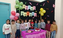 Diyadin’de miniklere ortak doğum günü sürprizi