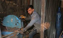 Diyarbakır’da hurdacı esnafı 1 Mayıs’ta da çalıştı
