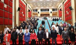 Elazığ’da hemşireler ve ebeler günü kutlandı