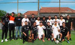 Emre Belözoğlu’ndan AÜ öğrencilerine sürpriz