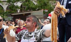 En uzun böreği yiyebilmek için günlerce aç kaldılar...