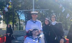 Engelleri aşıp üniformalarını gururla giydiler