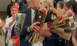 Ersin Bacaksız Anadolu Lisesi’nde emekli olan müdüre duygu yüklü veda