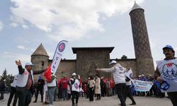 Erzurum’da 1 Mayıs’ın kutlama adresi Yakutiye Kent Meydanı oldu