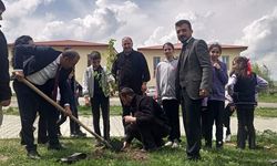 Fidan dikim etkinliğine Çıldır YBO da katıldı