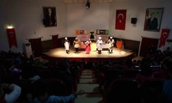 "Harikalar Mutfağı" isimli çocuk oyunu sahnelendi