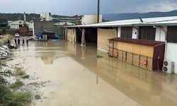 Kastamonu’da sağanak yağış nedeniyle fabrikaları su bastı