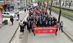Kastamonu’da yüzlerce kişi ’aile’ için yürüdü
