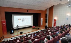 "Kuantum çağına doğru" başlıklı konferans düzenlendi