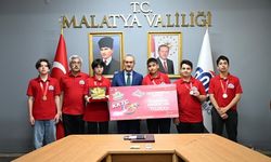 Malatyalı genç yetenekler başarılarını Vali Yavuz’la paylaştı