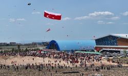 Niğde’de 19 Mayıs coşkusu Uçurtma Şenliği ile zirveye ulaştı
