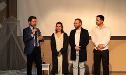 Ödüllü tiyatro oyunu Tavas’ta seyirciyle buluştu