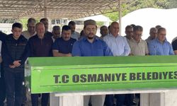 Osmaniye’de kocası tarafından öldürülen kadın gözyaşları arasında toprağa verildi