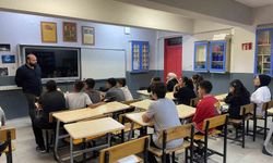 Söke Belediyesi sınavlar öncesi öğrencilerin yanında