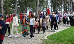 Tavşanlılı girişimci iş kadınlarından anlamlı anneler günü programı