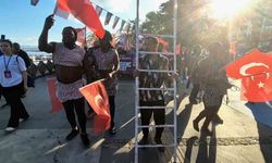 Tekirdağ’da 19 Mayıs coşkusu: Kenya ve Etiyopyalı dansçılardan renkli gösteri