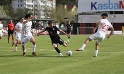 TFF 2. Lig: Kastamonuspor: 0 - Altınordu: 0