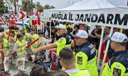 Trafik kurallarını uygulamalı şekilde öğrendiler