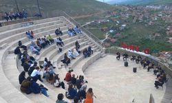 Üç şehir arasında kültür köprüsü kuran "Kültürler Buluşuyor" projesi bu kez Sivas’ta
