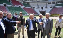 Vali Zorluoğlu, Diyarbakır Atatürk Stadyumundaki çalışmaları yerinde inceledi