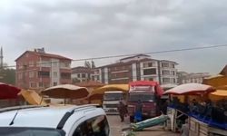Yozgat’ta fırtına pazar yerini uçurdu
