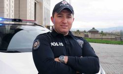 Yürekleri ısıtan o görüntülerdeki polisi memuru ve kazazede kız konuştu