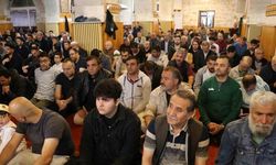 832 yıllık camide Kurban Bayramı namazı kılındı