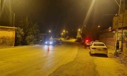 Aranan 2 şahıs yakalanıp cezaevine teslim edildi