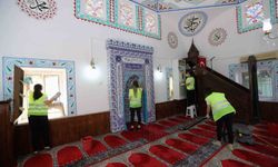 Büyükşehir Belediyesinden Camilerde Bayram temizliği