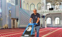 Büyükşehir ekipleri bayram öncesi camileri temizledi